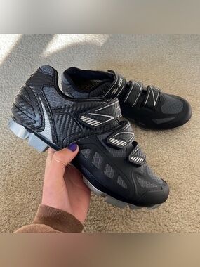 Zol Women’s Black & Silver Cycling Shoes Size EU41
